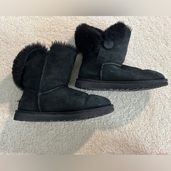 Ugg Bailey Button Short Boots, Black, 8M - Picture 5 of 10